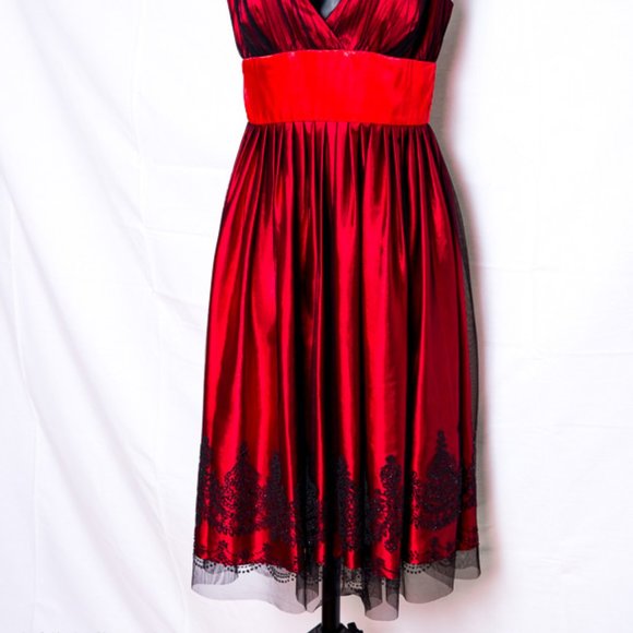 Davids Bridal Mid Length Sleeveless Dress NWOT - Picture 2 of 9